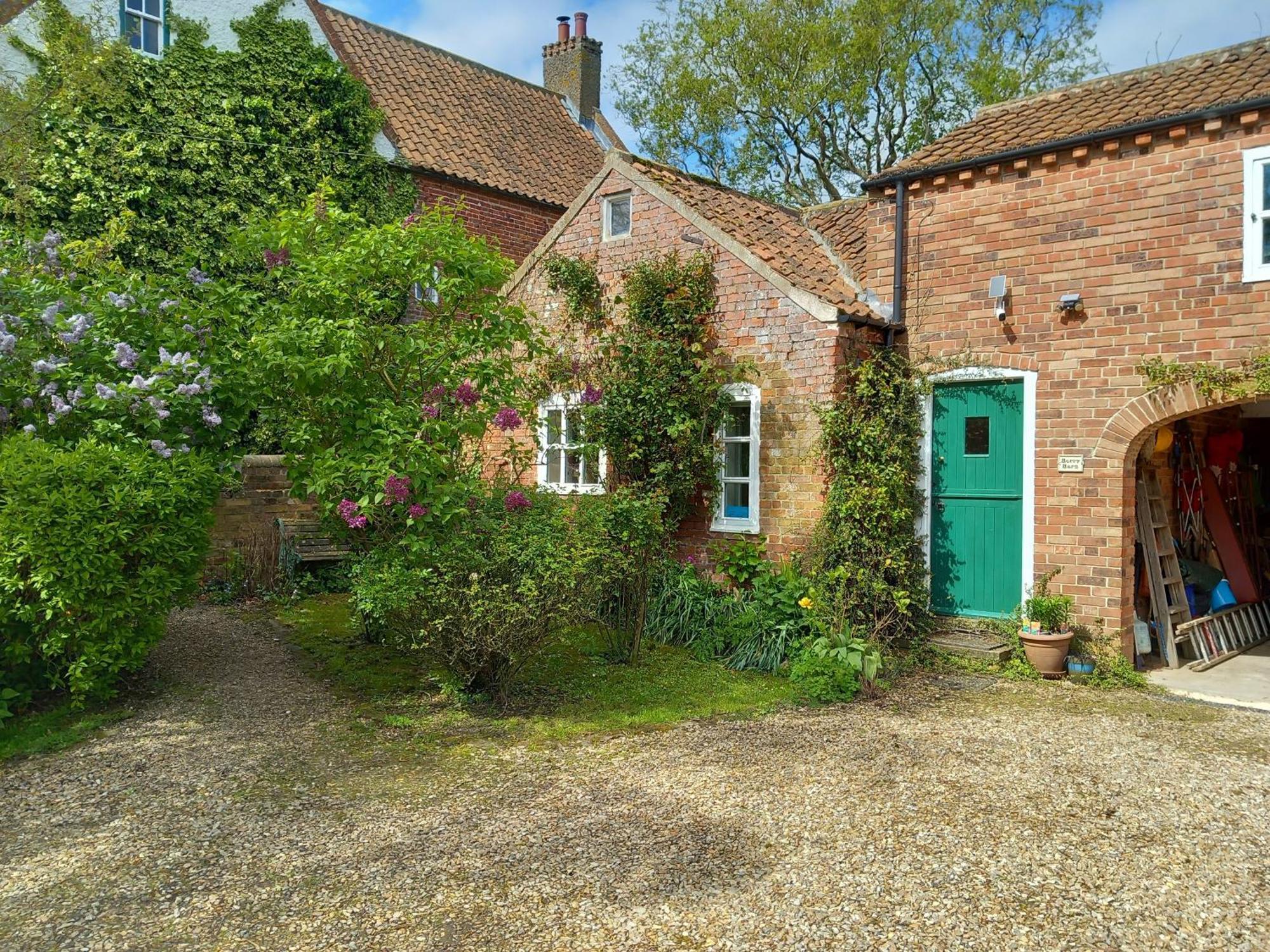 Berry Barn Villa Strubby Exterior photo